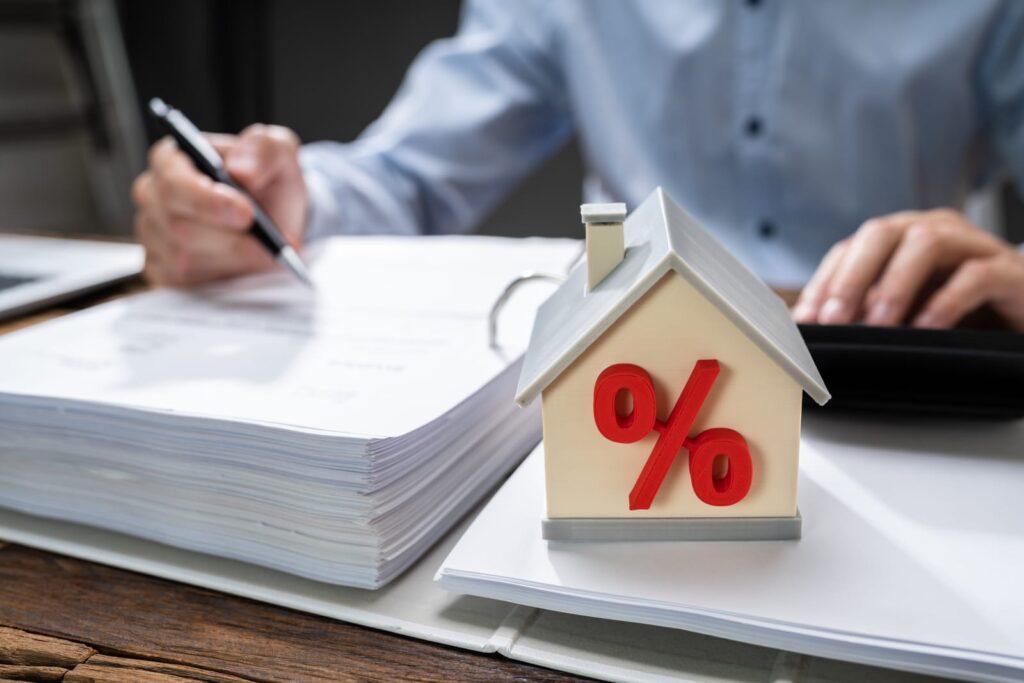 82192628_house-mortgage-loan-or-credit-calculator